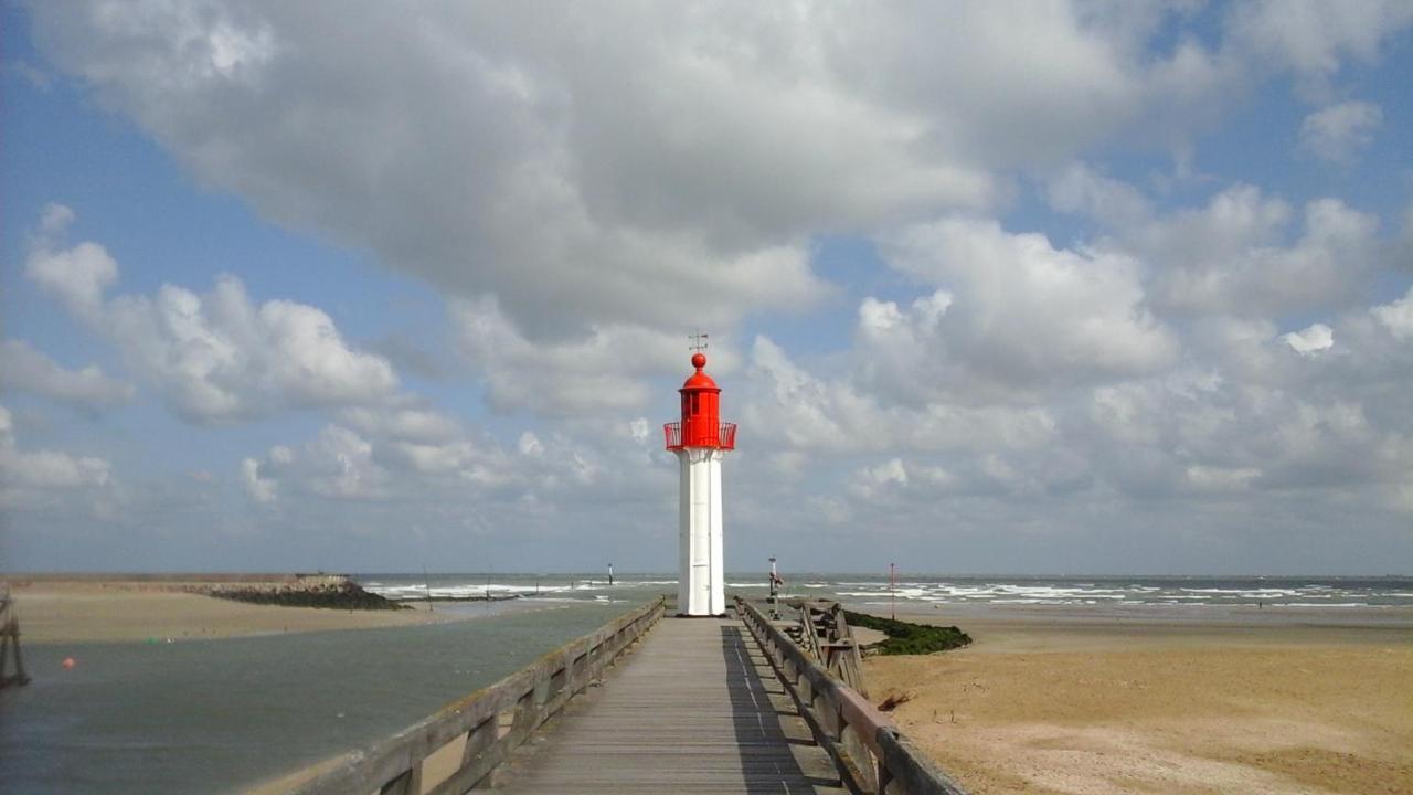Trouville Centre 2 Pieces Balcon Sur Plage A 30 Metres Apartment ภายนอก รูปภาพ